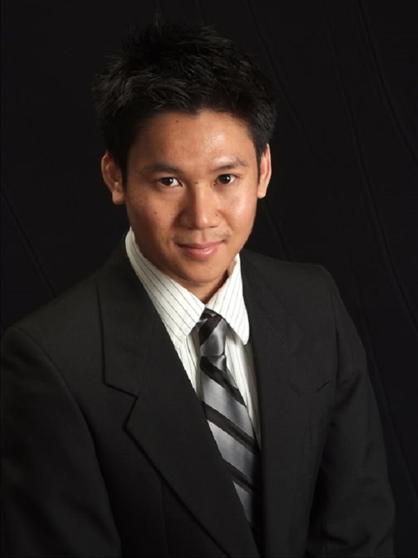 JOHNNY TRAN
